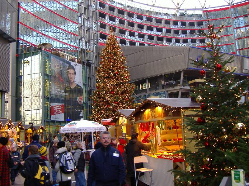 Berlin Sony Center 1205 4 